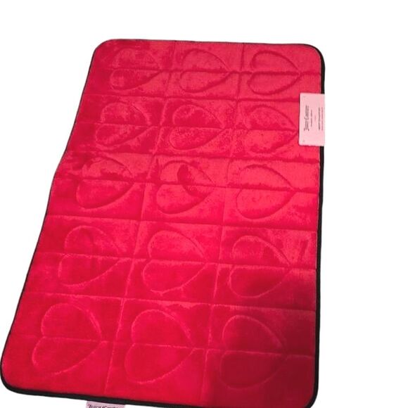 Juicy Couture Home Heart Embossed Memory Foam Bath Rug - Picture 3 of 6